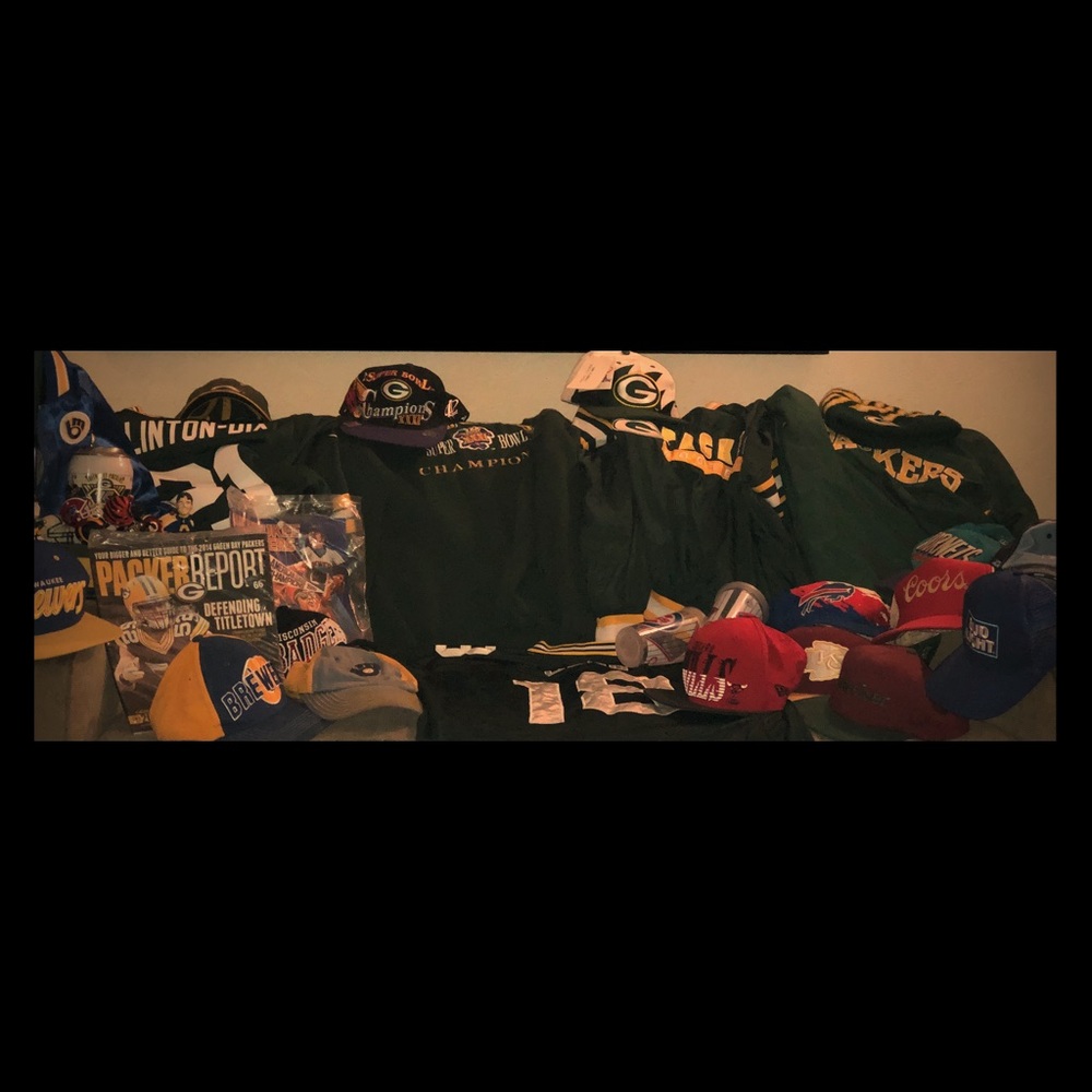 Vintage sports and beer stuff. Reversible jacket